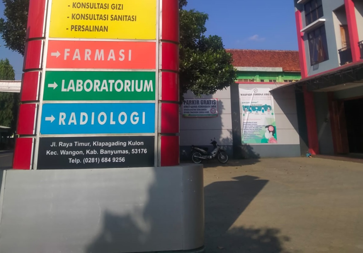 Fasilitas parkir Klinik Menara Gading