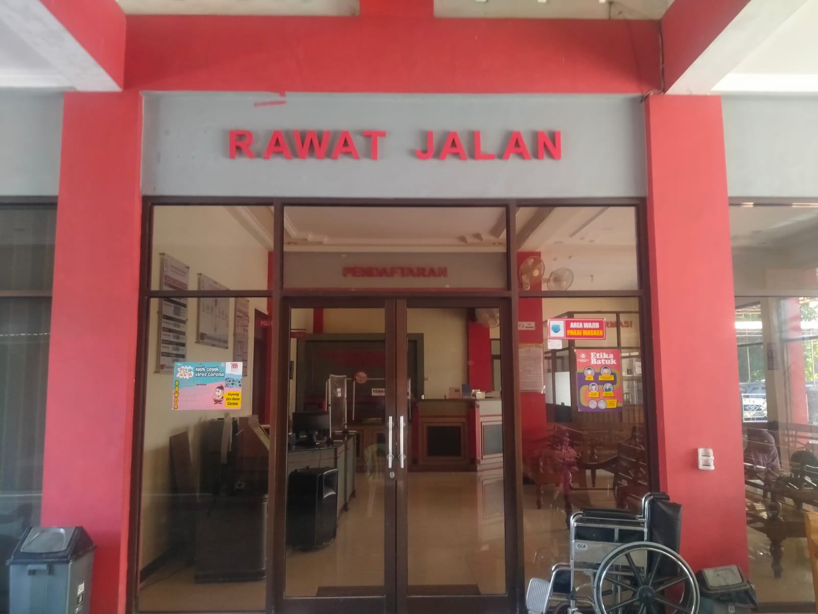 Fasilitas pelayanan rawat jalan Klinik Menara Gading